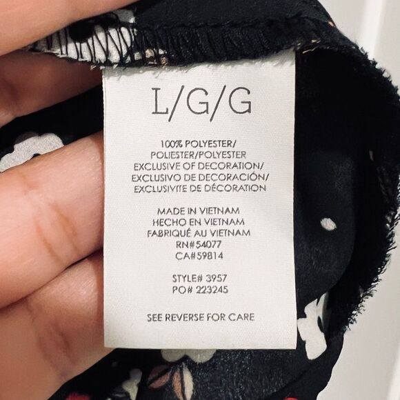 Cabi Women's Cheerful Blouse Sz. Large Floral Print and Striped Cuffs Style 3957 - Picture 9 of 13